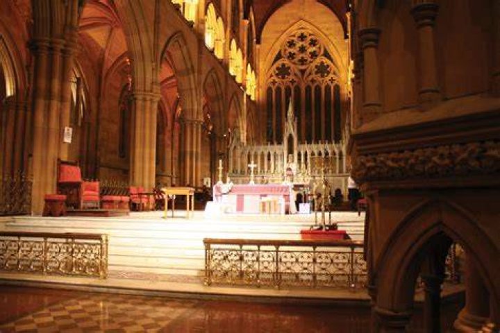 What is sanctuary with example?